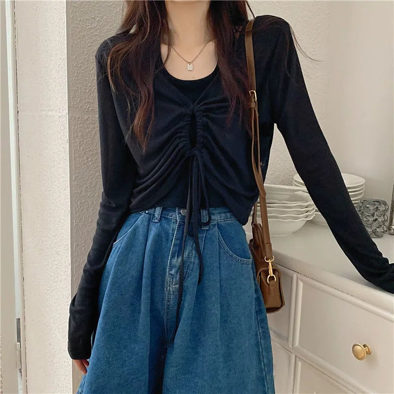 White V-neck Long-sleeved T-shirt Womens Summer Sun-protective Shirt Design Niche Loose All-match Short Unique Chic Top Coffee - Image 3