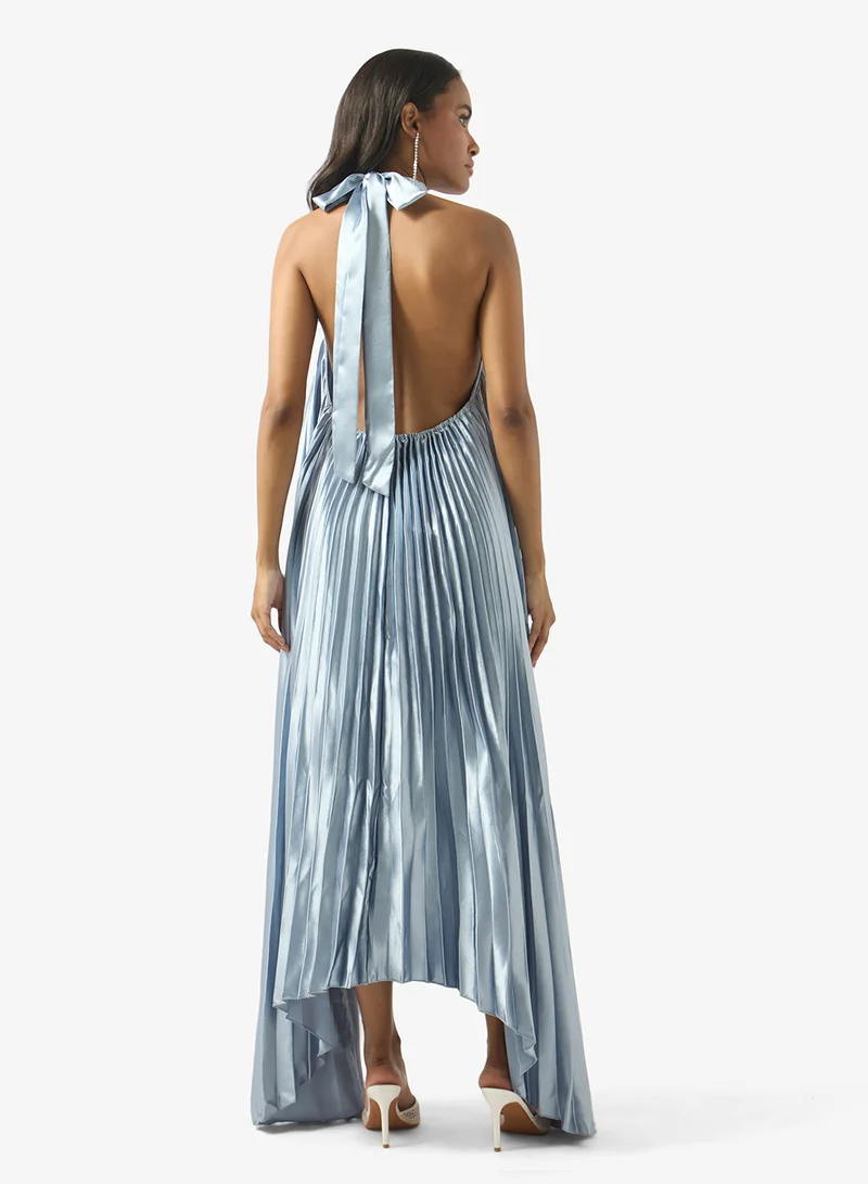 سولايرا Pleated Dress With Neck Keyhole