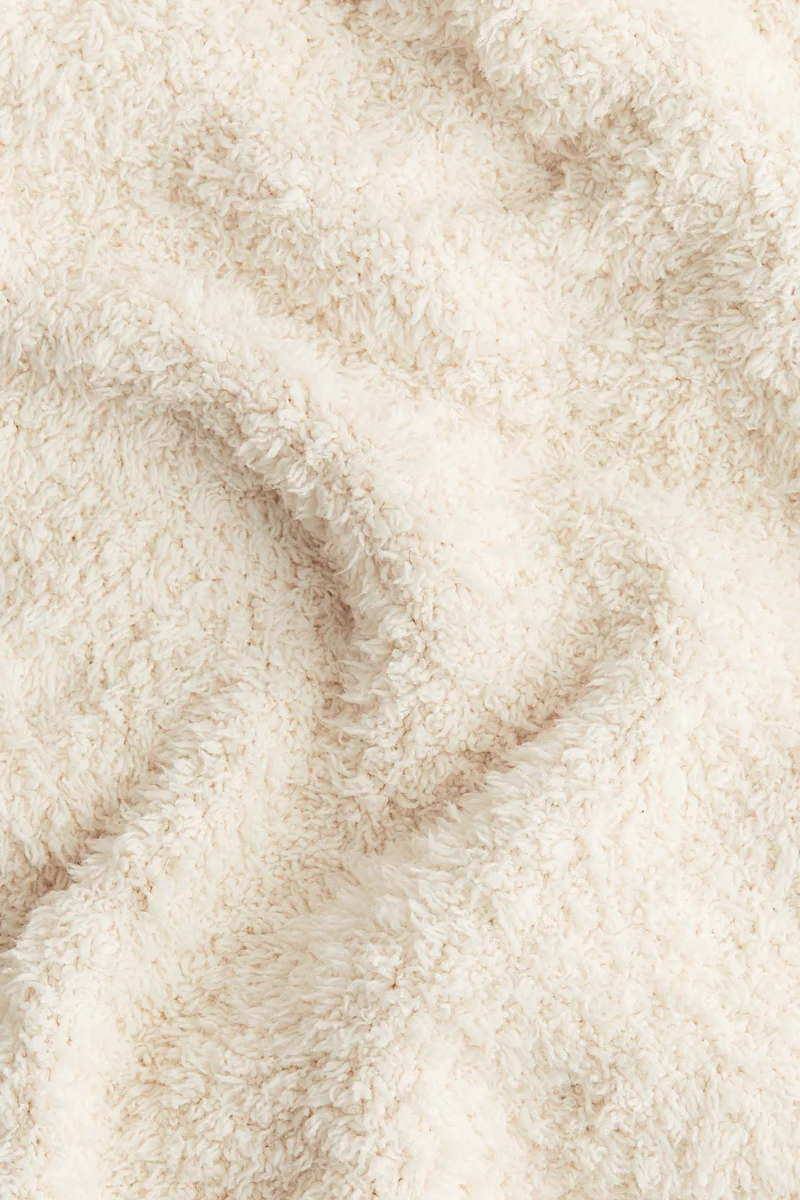 H&M Fluffy-knit dress