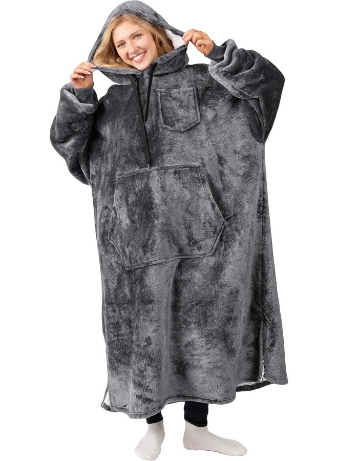 PAVILIA PAVILIA Blanket Hoodie for Women, Sherpa Wearable Blanket Men, Cozy Oversized Sweatshirt Blanket, Hooded Blanket Sweater - Image 1