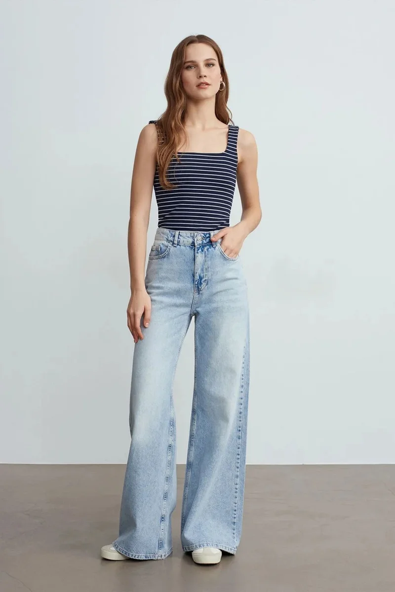 DILVIN Striped Ribbed Sleeveless Cami Blouse