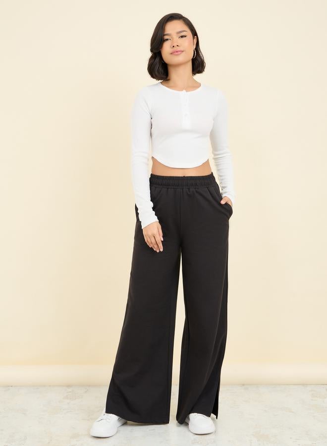 Styli Styli High Rise Side Slit Hem Jogger  - Image 2
