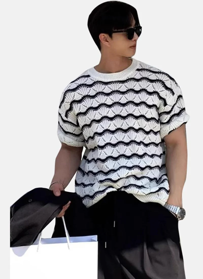 يونيكي White Printed Short Sleeve Round Neck T-Shirt