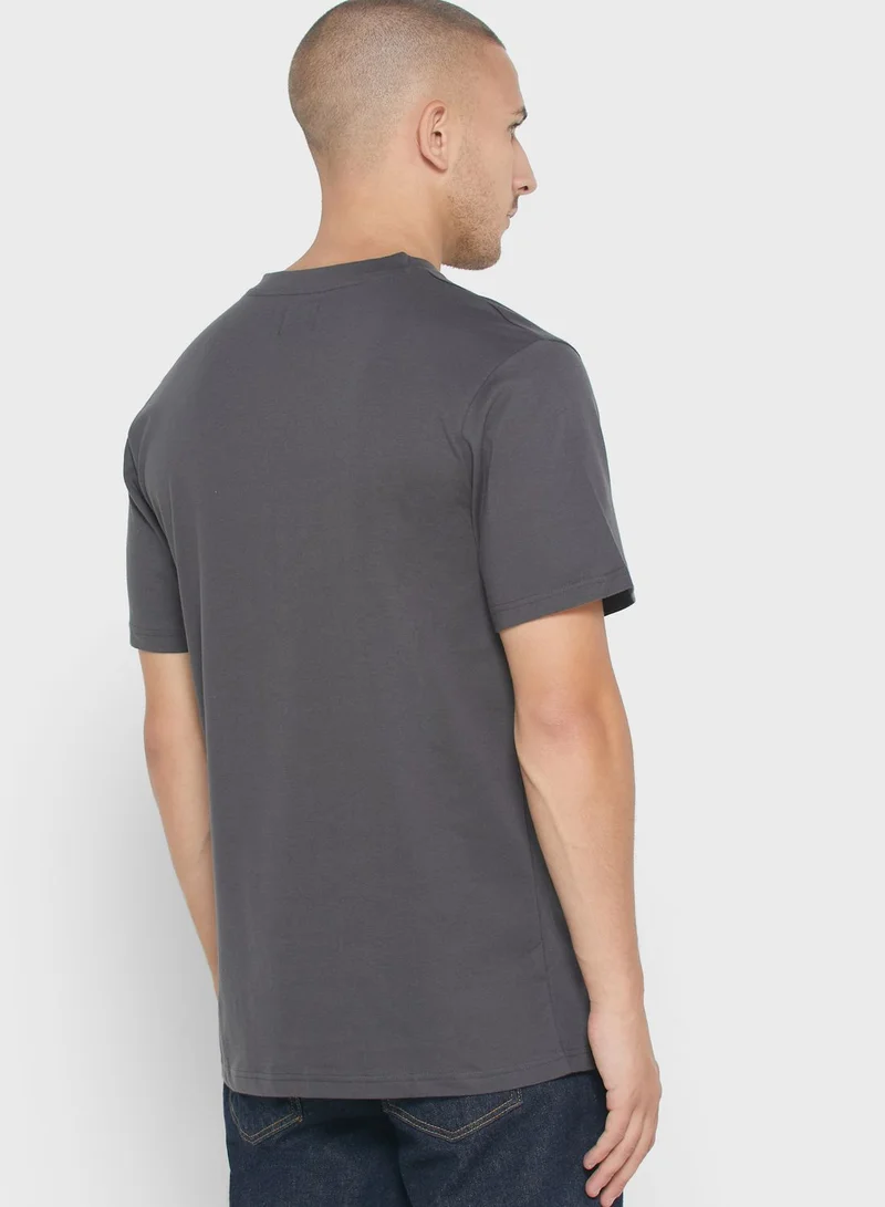 Seventy Five Basics Essential V Neck T-shirt