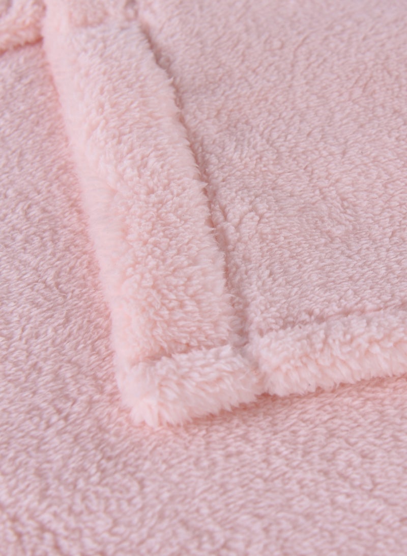 ايست من نون رداء حمام خفيف الوزن - 240 جرامًا للمتر المربع مصنوع من البوليستر الناعم بنسبة 100% للنساء - غطاء رأس وجيب لطيف - لون وردي سادة، مقاس كبير جدًا - Image 5