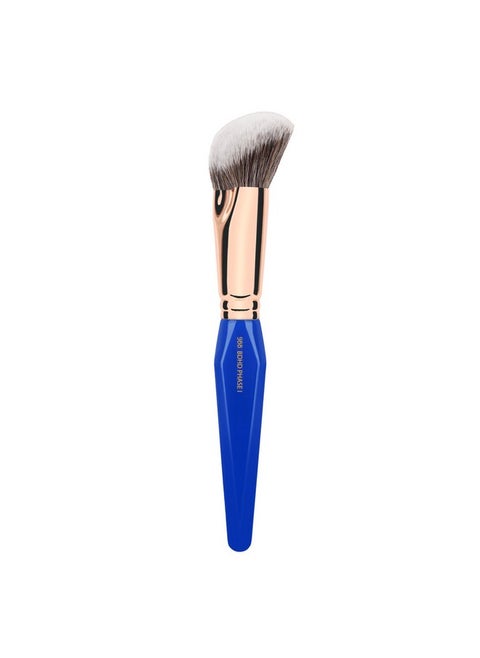 فرشاة مكياج احترافية من Bdellium Tools - مثلث ذهبي 988 BDHD المرحلة الأولى - مصنوعة من ألياف نباتية وصناعية ناعمة، لتطبيق دقيق ومزج (أزرق، قطعة واحدة)