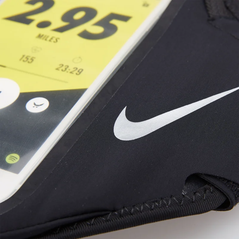 Nike Pocket Armband