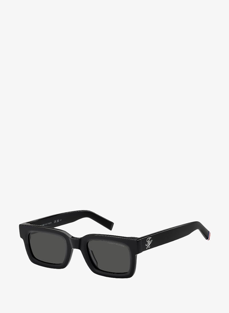TOMMY HILFIGER TH 2368/S Sunglasses Black Rectangular - Image 1