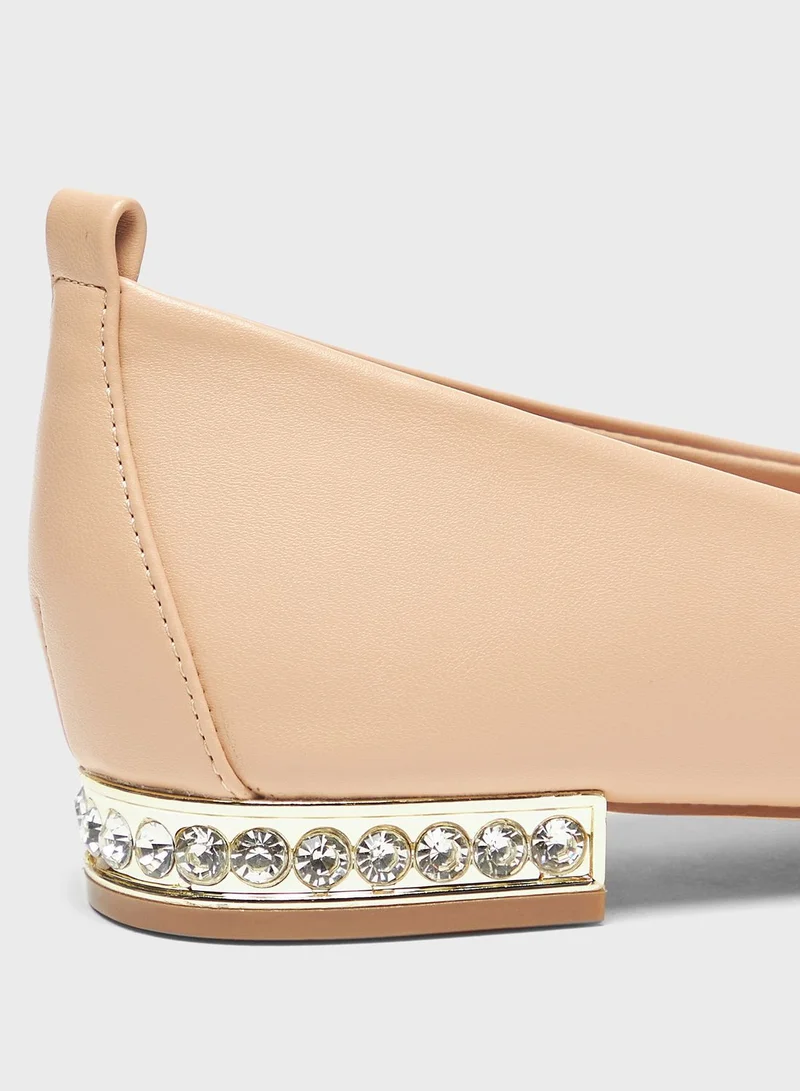 سيليست Close Toe Ballerinas