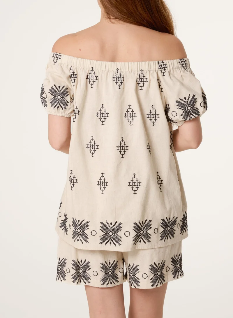 بلو فانيلا Embroidered Bardot Top