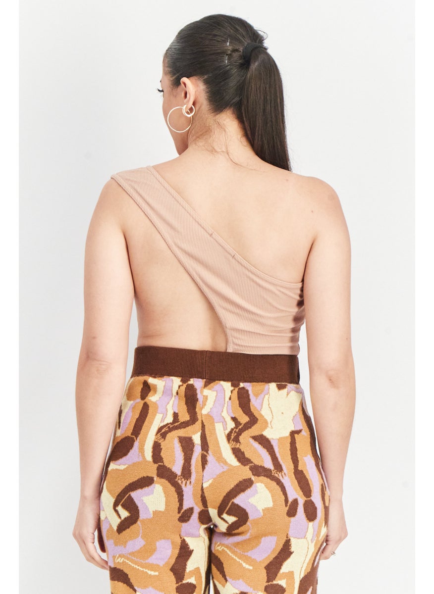 I SAW IT FIRST - Women Asymmetric Neck One Shoulder Ribbed Top, Camel - Image 1