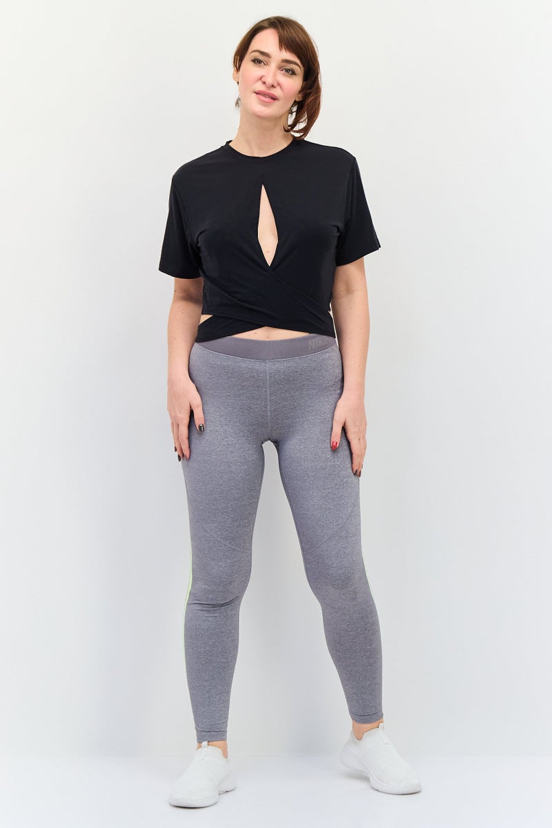 Adidas قمصان تدريب قصيرة الأكمام للنساء، سوداء - Image 4