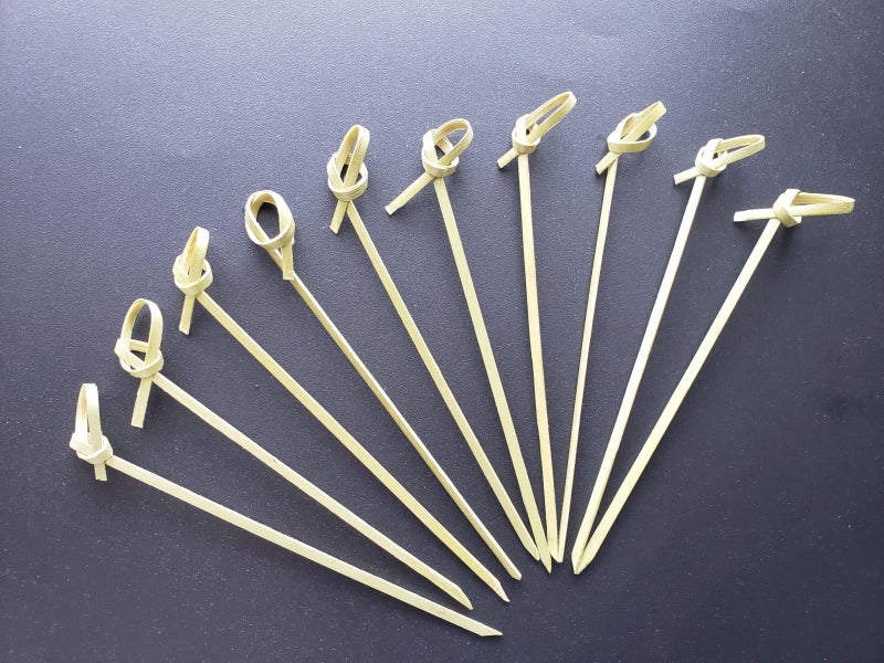 Gmark Bamboo Cocktail Picks 4.5"" 300 Ct - Bamboo Knot Skewers  Looped Knot Twisted Ends Perfect For Cocktail Party  Barbeque  Club Sandwiches - Pack In Box Gm1114 - Image 2