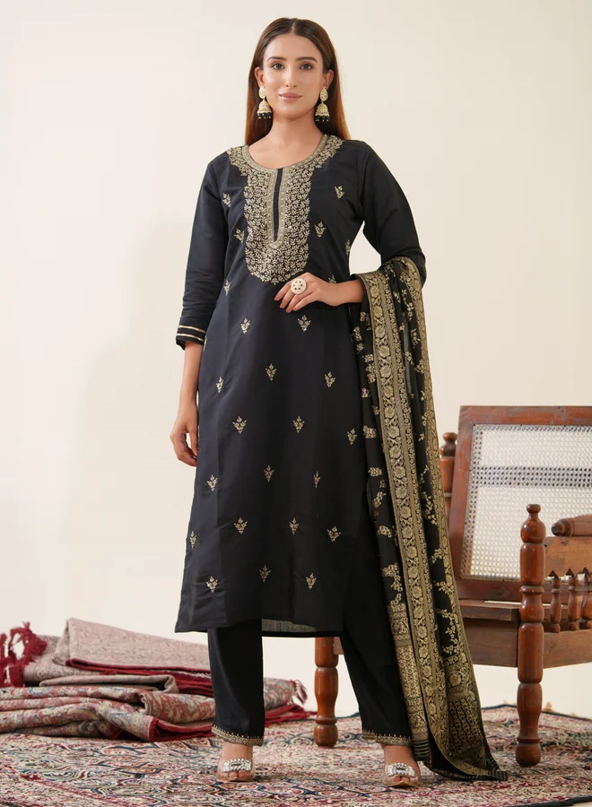 DW DW Embroidered Straight Kurta with Trouser and Dupatta Set