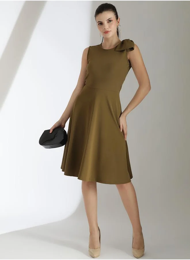 Kotty Solid Sleeveless Fit and Flare Knee Length Dress