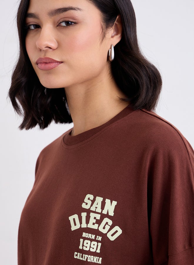 Styli Brown Oversized Back Graphic Print T-Shirt - Image 3