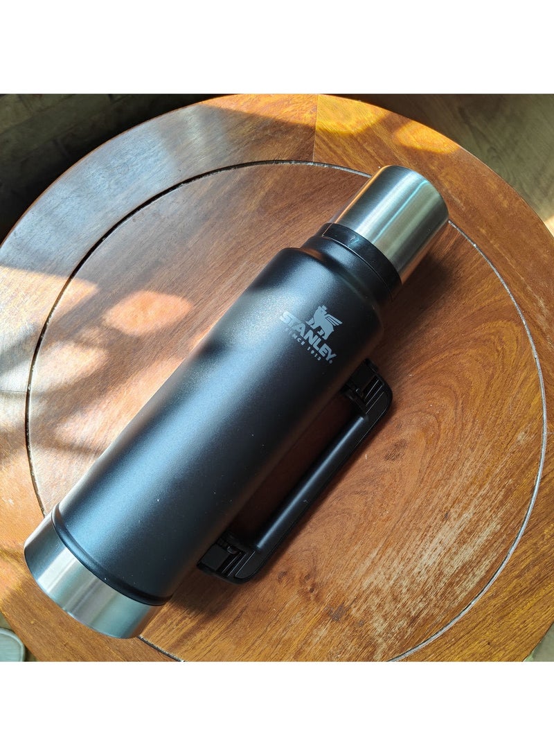 Stanley Classic Legendary Bottle 1.9L / 2.0QT Hammertone Green – BPA FREE Stainless Steel Thermos | Hot for 45 Hours | Leakproof Lid Doubles as Cup | Dishwasher Safe - Image 5