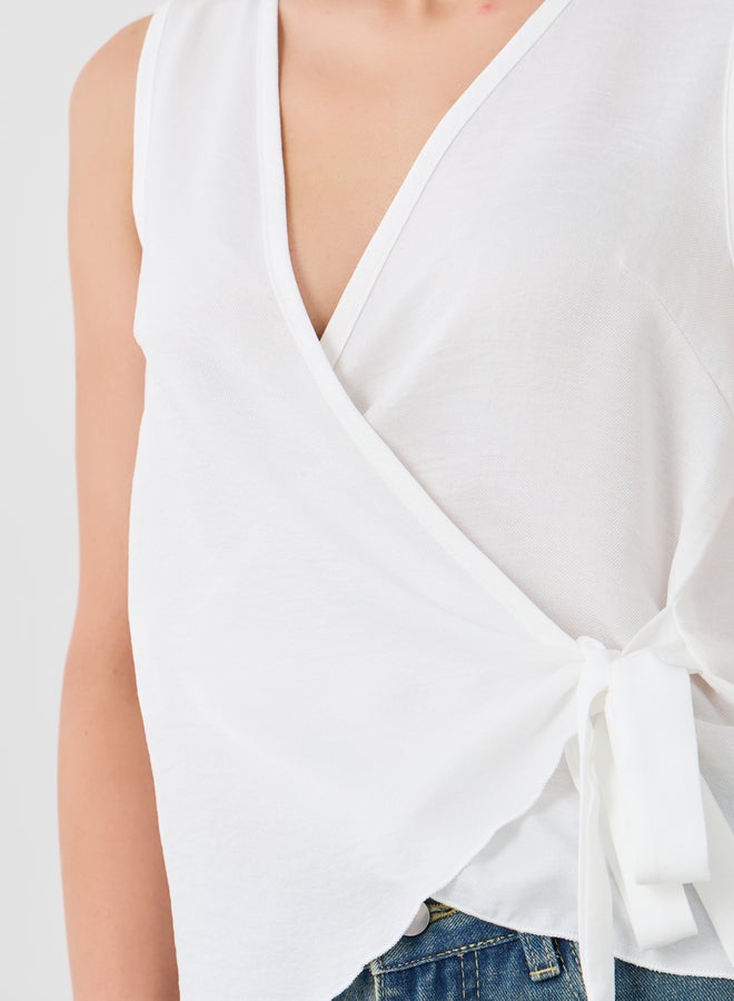 Styli Styli Solid V-Neck Sleeveless Wrap Top  - Image 4