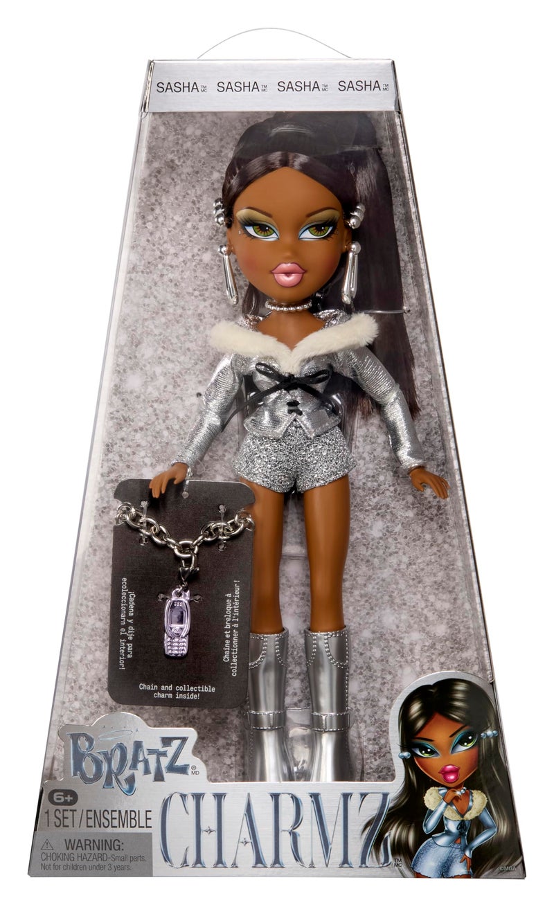 Bratz Charmz Sasha Fashion Doll with Collectible Charm Bracelet - Image 3