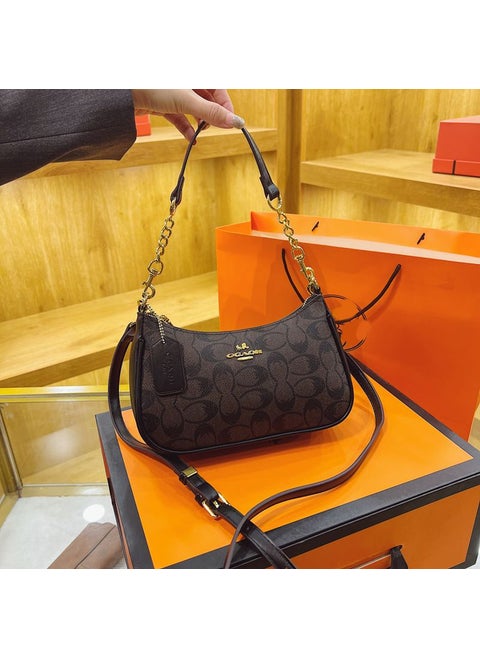 Chic 2024 Womens Crescent Shoulder Bag Black