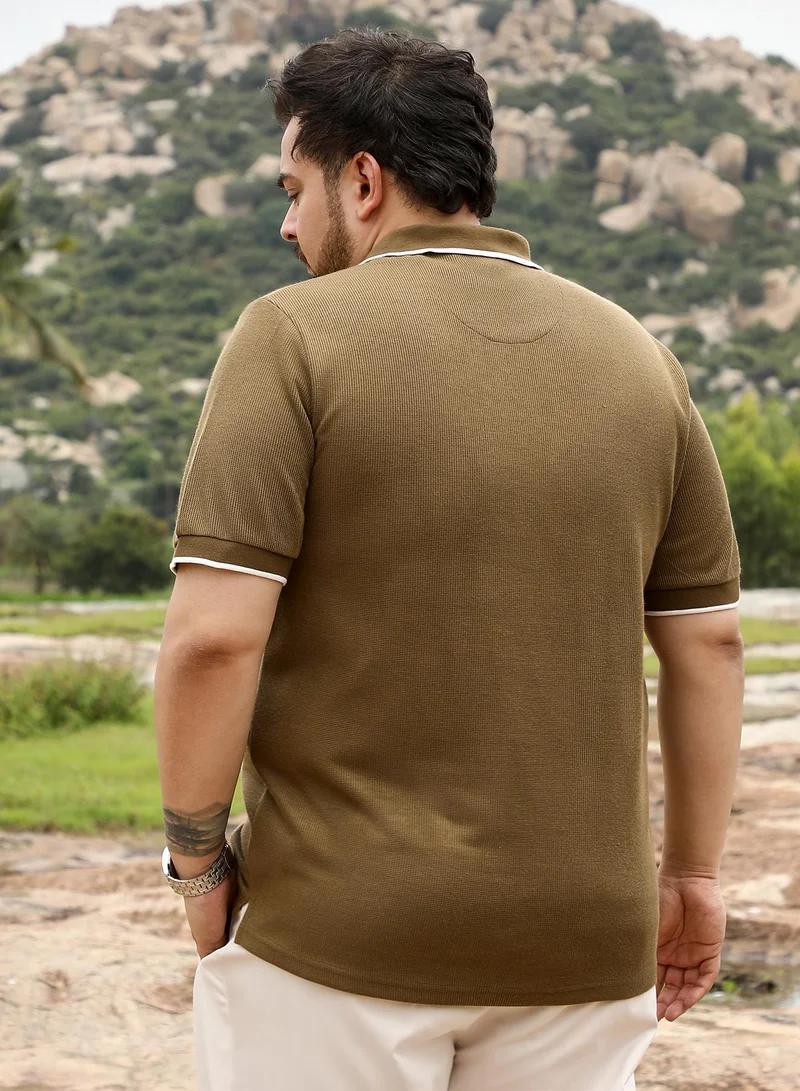انستافاب بلس Instafab Plus Men Solid Ribbed Polo T-Shirt | Tipping Polo Neck , Short Tipping Cuff Sleeves | Half-Button Closure , Straight Hem | Solid Jacquard | Knit Fabric For Casual & Daily Wear | Olive Brown