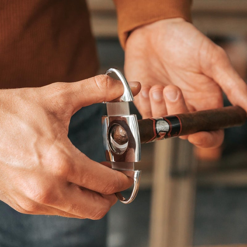 CASE ELEGANCE Classic Cigar Cutter Stainless Steel Sharp Guillotine Blades with Polished Chrome Finish - Image 3