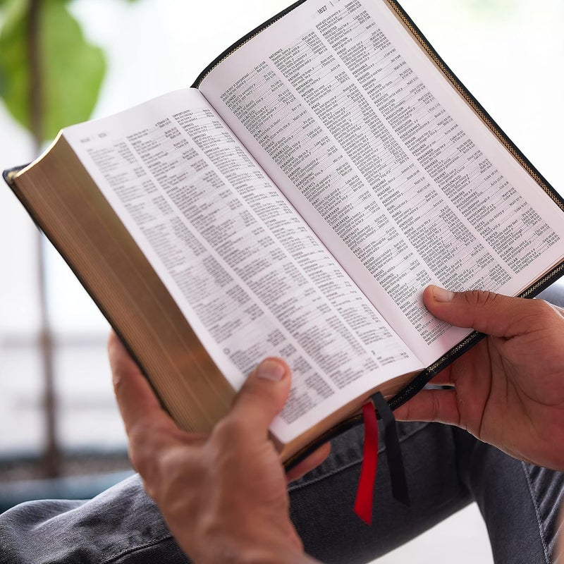 NKJV, End-of-Verse Reference Bible, Compact, Leathersoft, Black, Red Letter, Comfort Print: Holy Bible, New King James Version - Image 5
