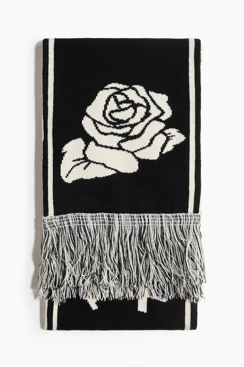Jacquard-knit scarf