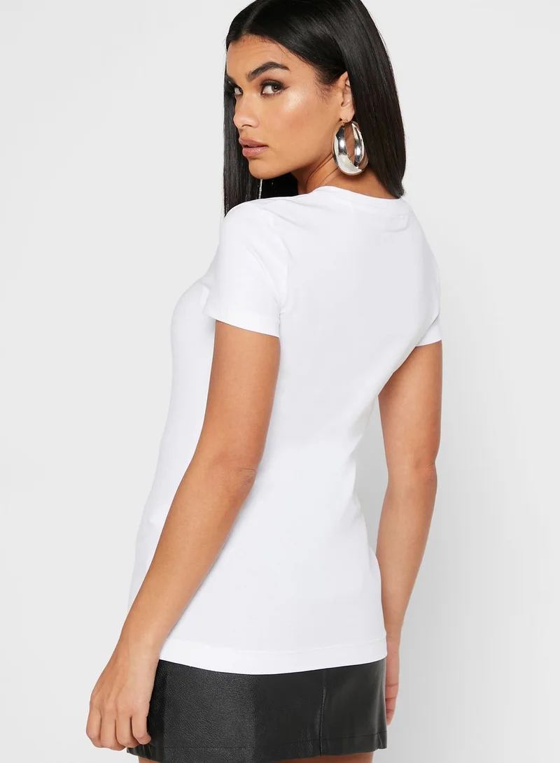 GUESS Graphic Logo Top