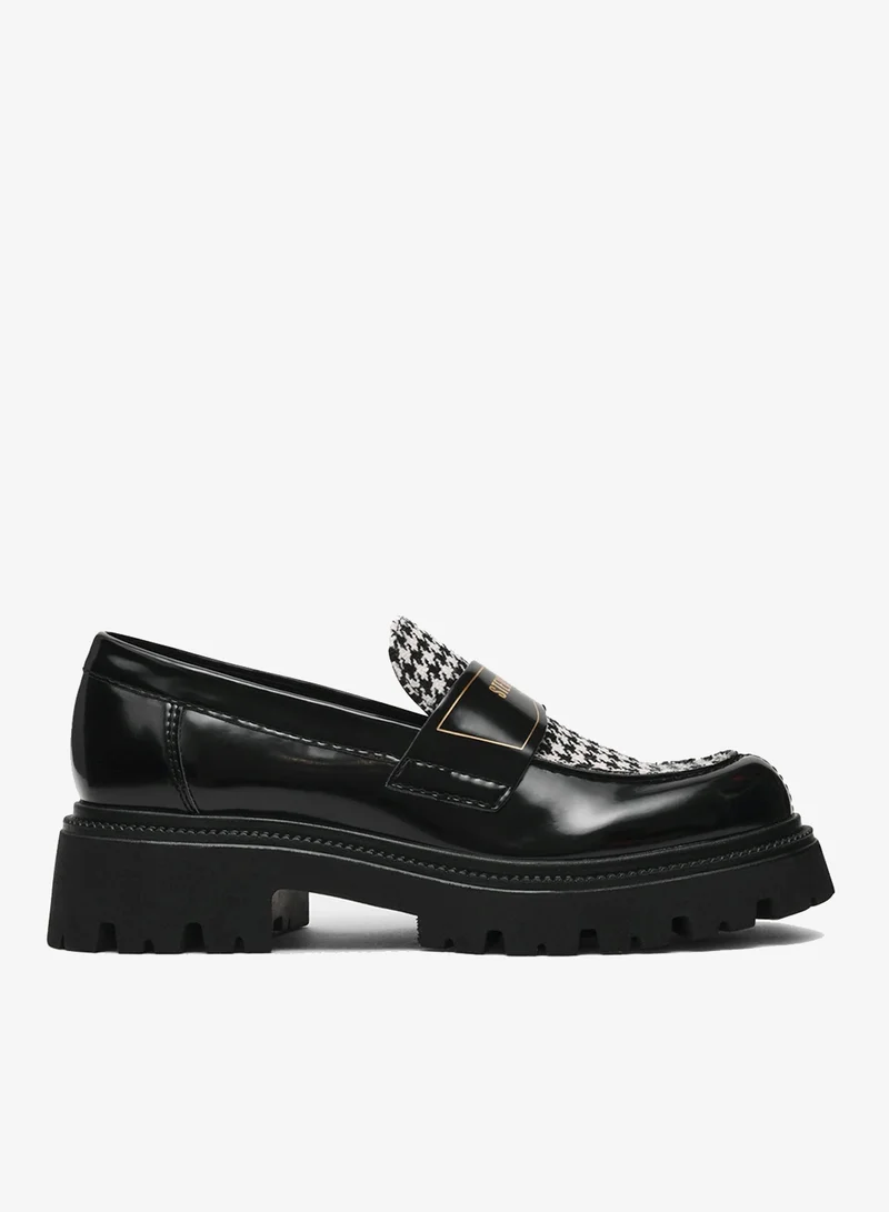 ستيف مادن Steve madden file-away women's black/white loafers