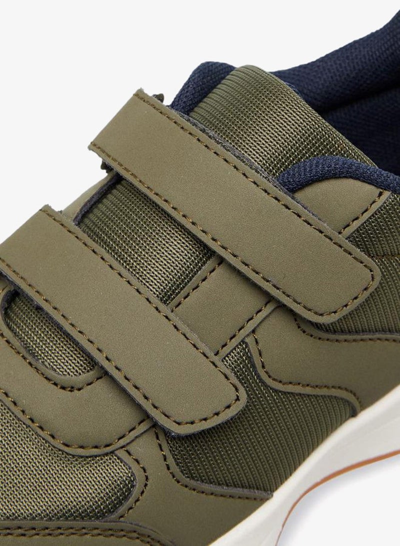 LBL by Shoexpress Boys' Hook And Loop School Sneakers - Image 4