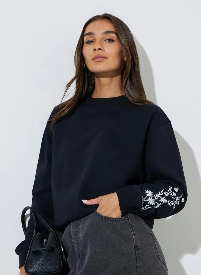 Black Embroidered Regular Fit Sweatshirt