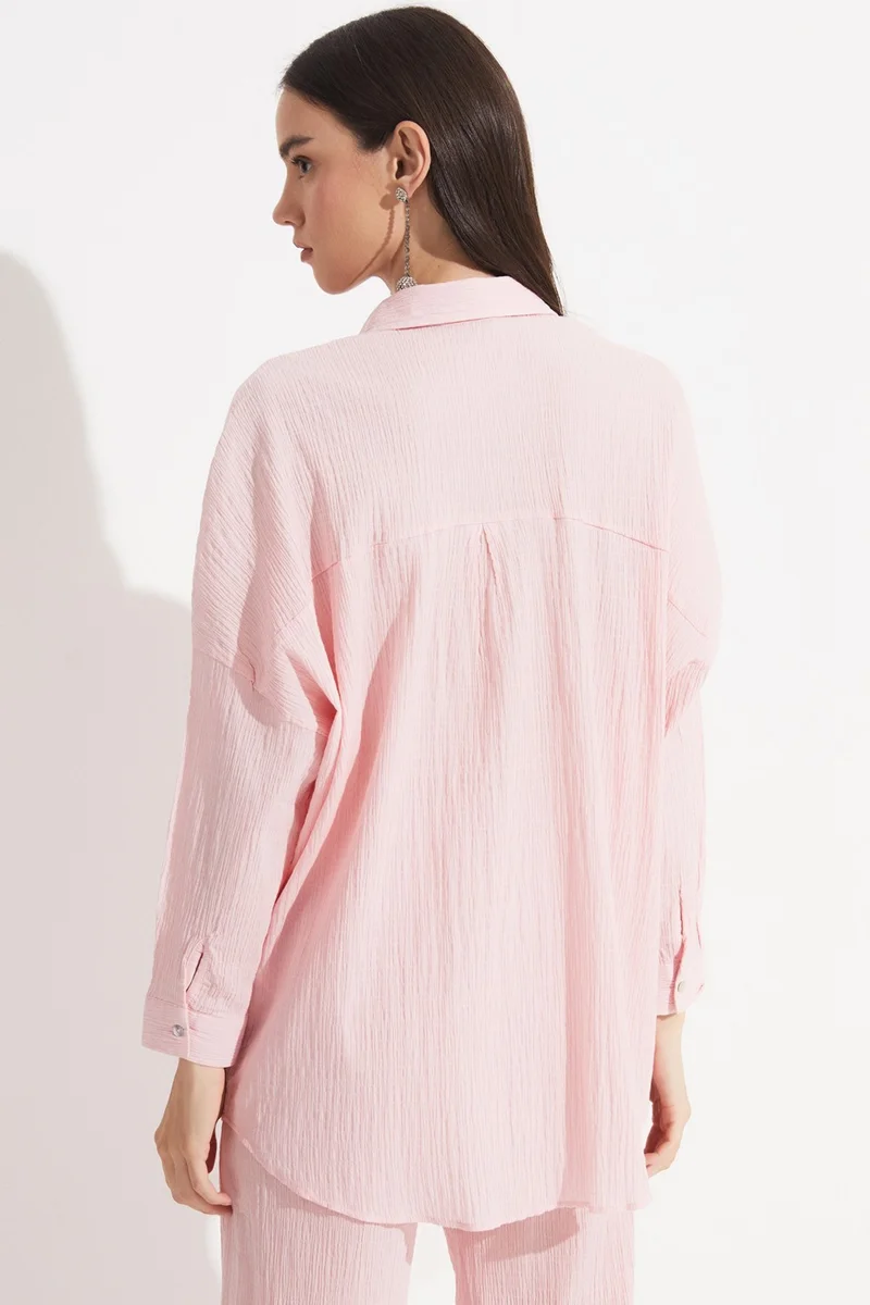 جون Women's Exclusive Boyfriend/Wide Pattern Cotton Woven Shirt