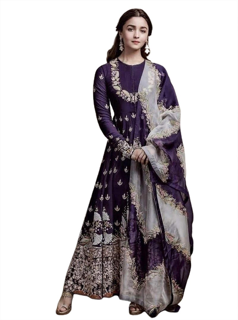 Miss Ethnik فستان ميس إيثنيك النسائي باللون الأرجواني من الجورجيت الصناعي مع الجزء السفلي من السانتون غير المخيط ووشاح الجورجيت الصناعي المطرز (ME-1-977) - Image 1