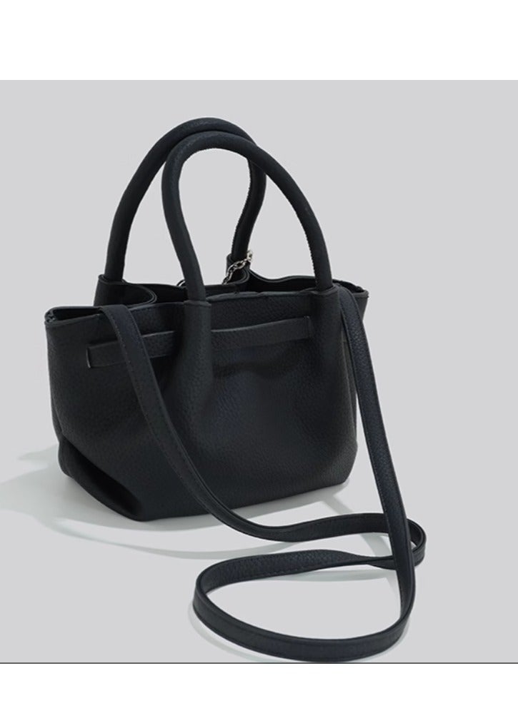 CEEKAY Versatile Chain Niche High-End Crossbody Bag - Image 4