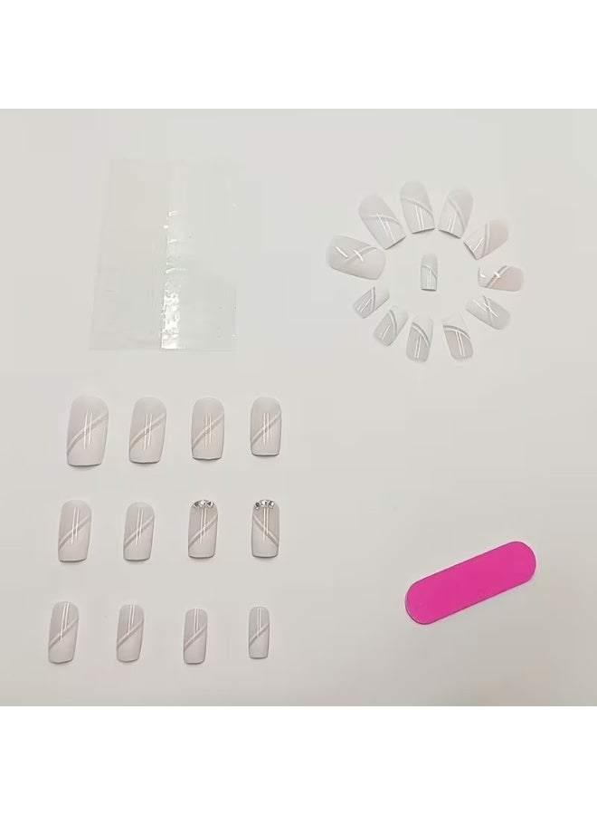 Goolsky 24 قطعة نصائح أظافر مزيفة مربعة نصف فرنسية بيضاء نقية مع لاصق هلامي ومبرد أظافر، أظافر دي آي واي، أظافر بأسلوب فرنسي، أظافر مزينة بالأحجار الكريمة، أظافر ضغط عالية الجودة، أظافر سهلة التطبيق، أظافر لاصقة، أظافر صناعية، عشاق الأظافر - Image 3