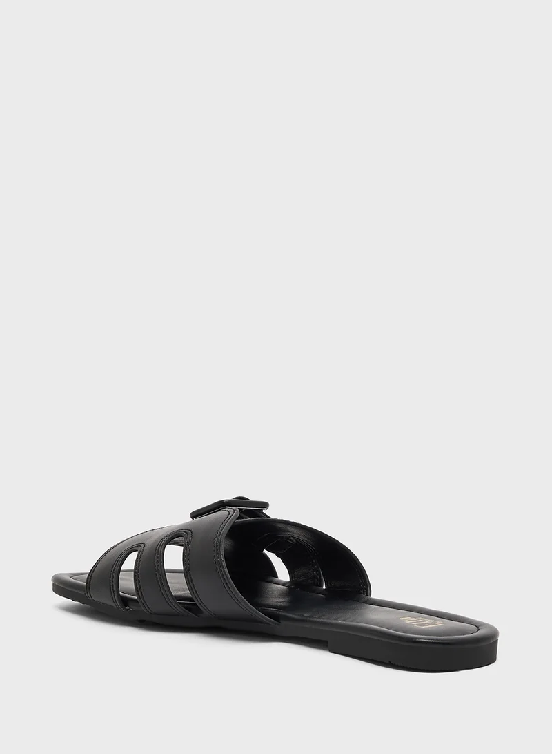 ايلا Ladies Flat Sandal