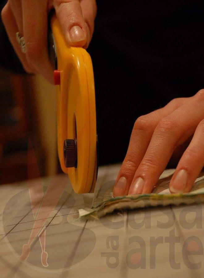 OLFA Rotary Cutter RTY-2/G - Image 3