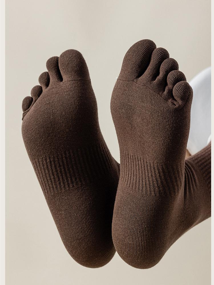 Breathable Outdoor Performance Footwear for Hiking and Trekking - Image 3