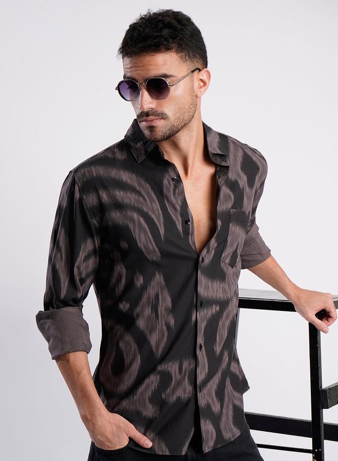 تايك تو قميص رجالي بقصة ضيقة وطبعة شاملة من بيني كليد - Image 1