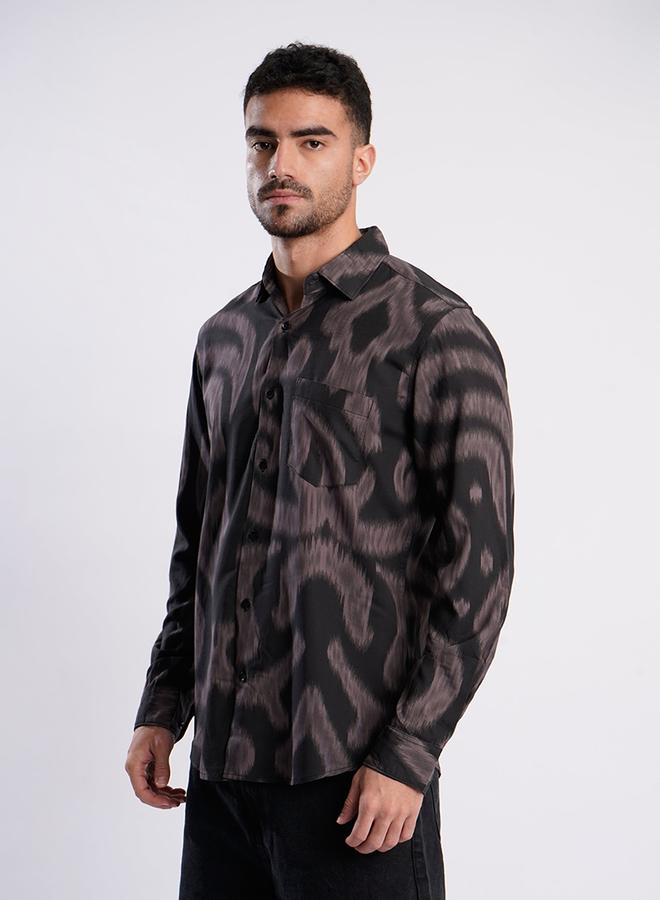 تايك تو قميص رجالي بقصة ضيقة وطبعة شاملة من بيني كليد - Image 3
