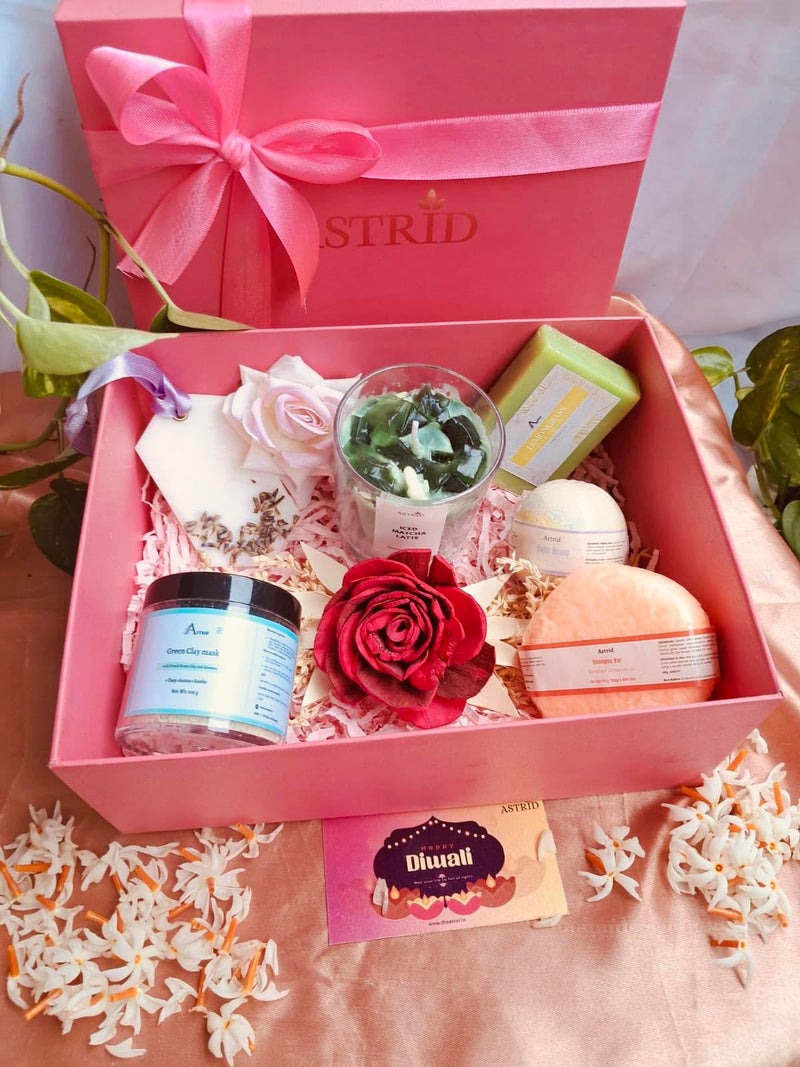 Astrid Aromatherapy Self-Care Festive Glow Gift Box by Astrid | Handmade Gifting | Green Tea Mask, Shampoo bar, Bath Bomb, Handmade Soap - Image 2