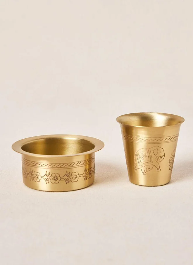 تشومباك Rani Bagh Filter Coffee Brass Gift Set -  Set of 2 | Palace Memoirs