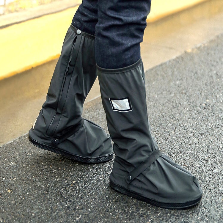 Split raincoat rain pants suit fashion rainstorm riding rainproof clothing mens special motorcycle motorcycle raincoat wholesale Black strappy rain boots [thick, wear-resistant, high-position waterproof] 