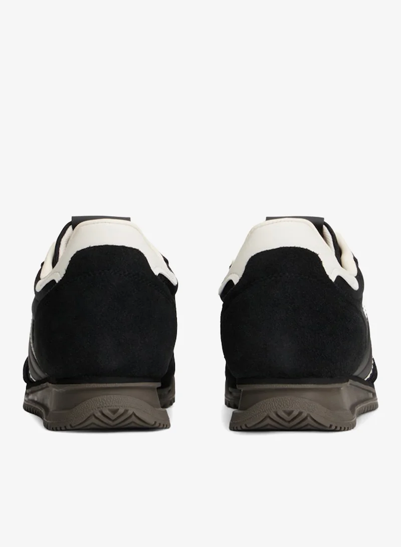 TOMMY JEANS Black Retro Mixed Texture Serrated Trainers for Men | Best Price UAE
