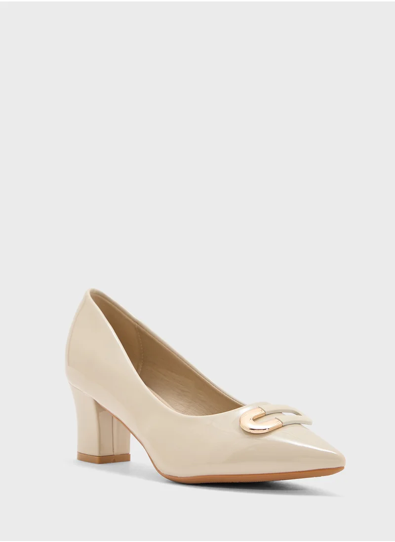إس دي. فيلانو Mid Block Heel Pointed Pump