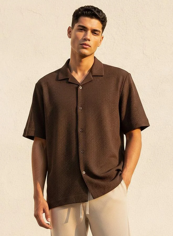 Iconic Iconic Regular Fit Camp Collar Textured Short Sleeves Shirt