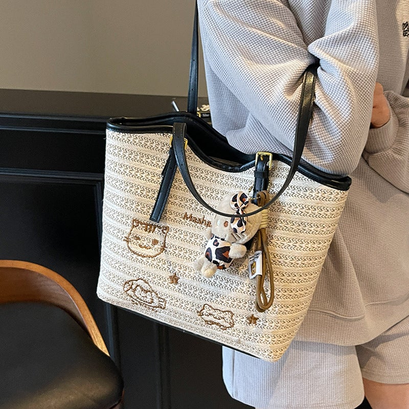 Fashionable Large Capacity Straw Woven Tote Bag - Image 4