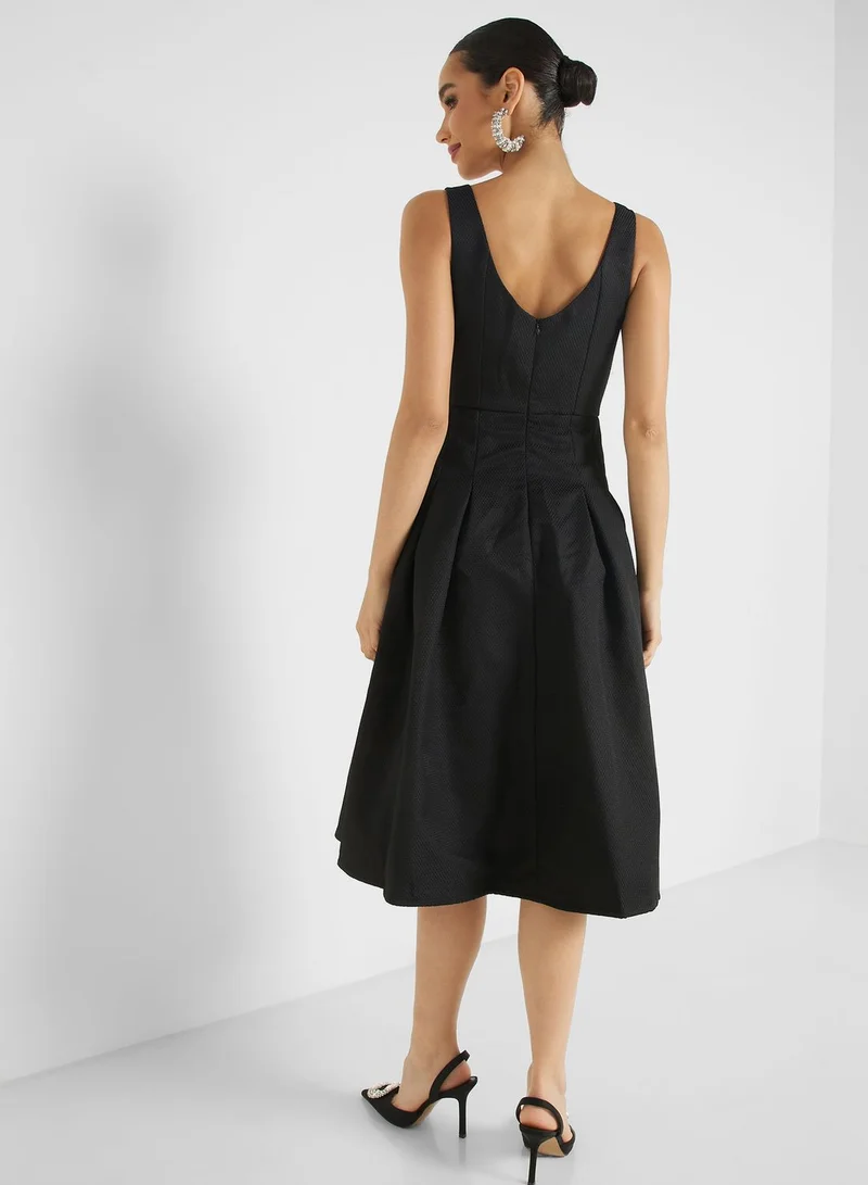 Femi9 Strap Pleated Knitted Dress