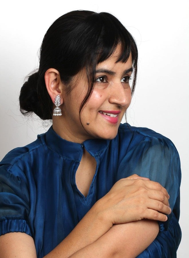 بينداني أقراط Bindhani AD Stone الهندية على طراز بوليوود الصغيرة Jhumki Jhumka للنساء - Image 2